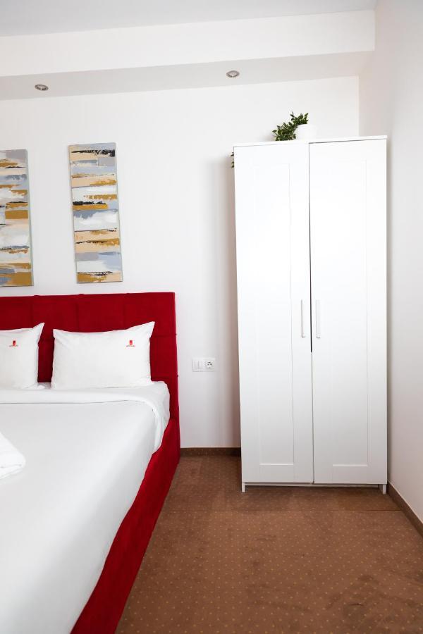 City Plaza Apartments & Rooms Салоники Экстерьер фото